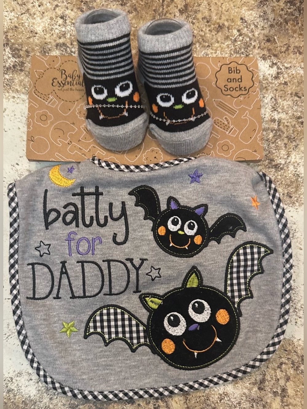 Baby Essentials Halloween Batty for Daddy Bib & Socks Set 0-6M Bat Gingham NWT
